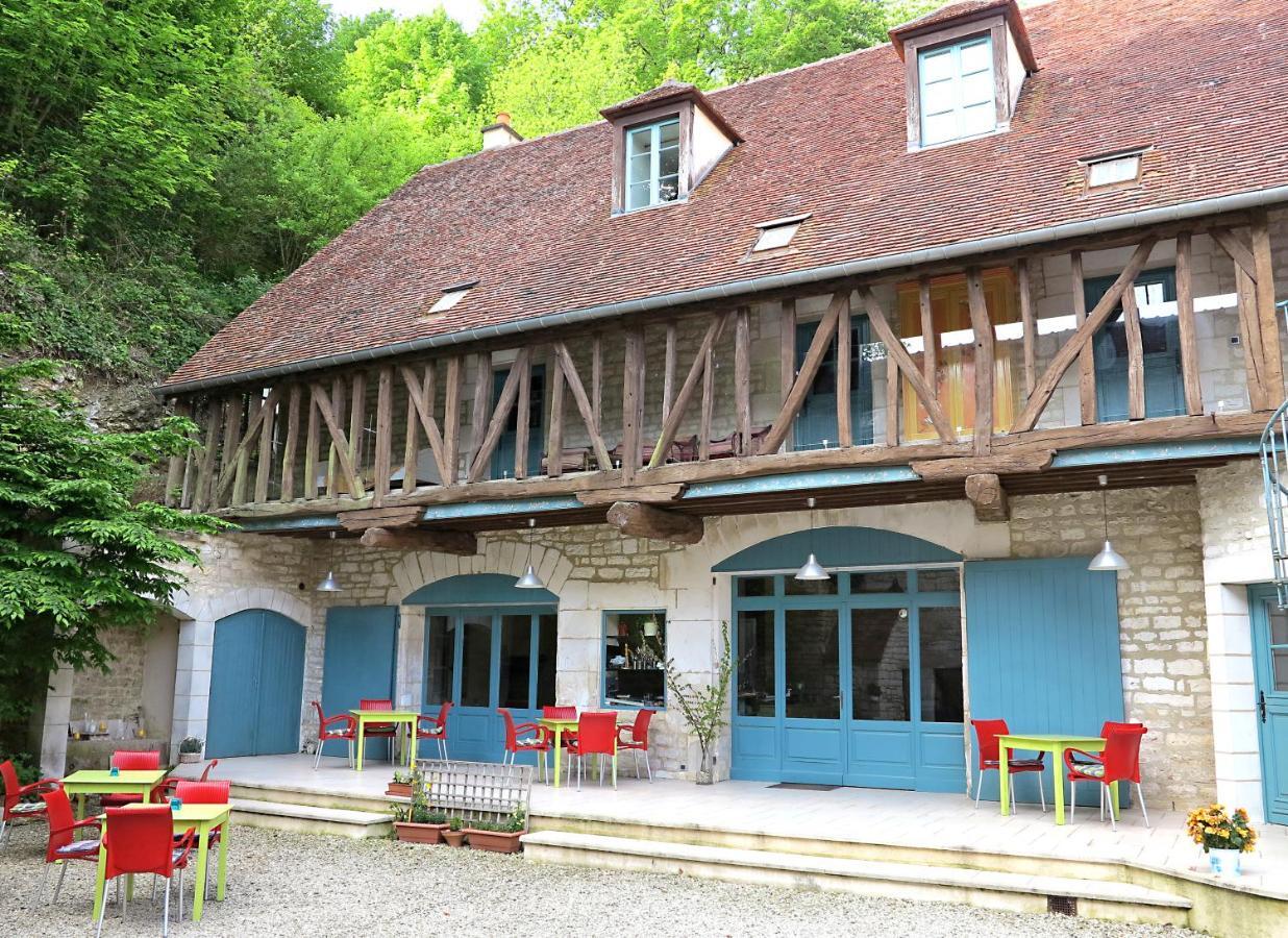 Bed and Breakfast La Ferme De La Fosse Dionne Тоннерр Екстер'єр фото